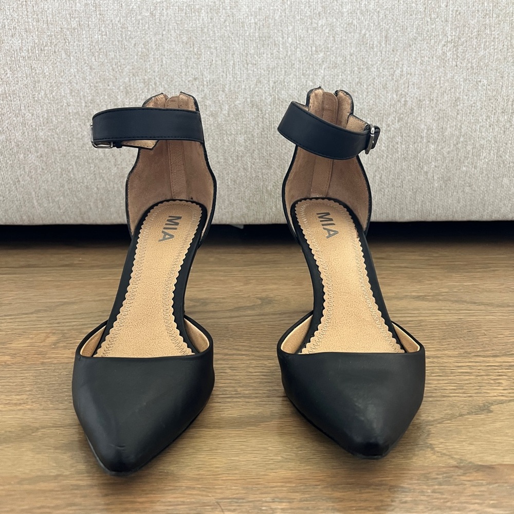 MIA Black Pointed Toe Heels with Ankle Strap